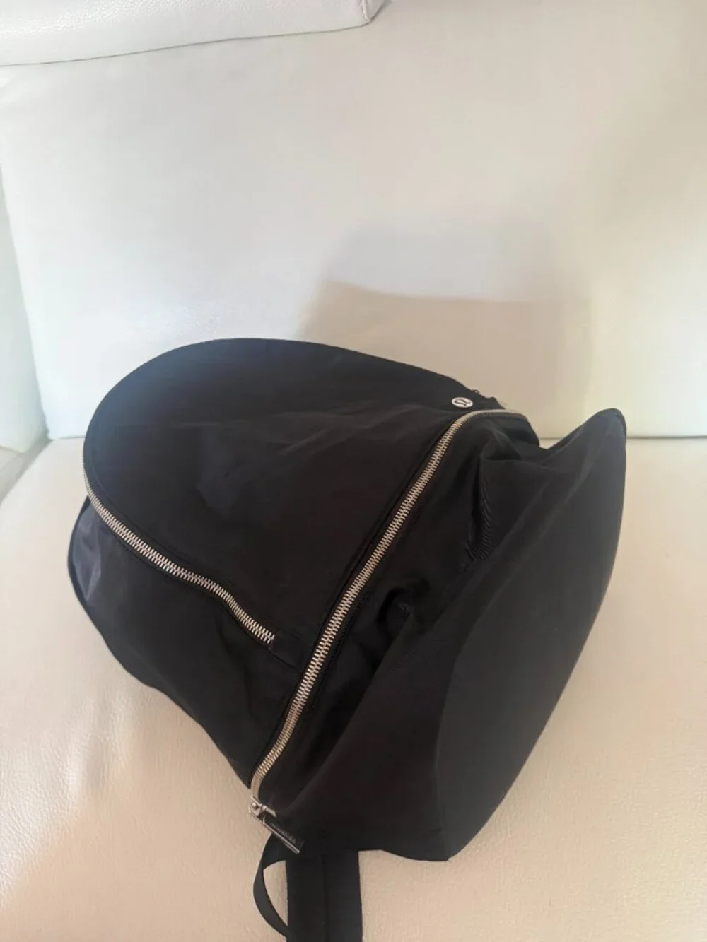 LULULEMON BLACK NYLON EVERYDAY BACKPACK SILVER HARDWARE FULL SIZE 15 X 12X7
